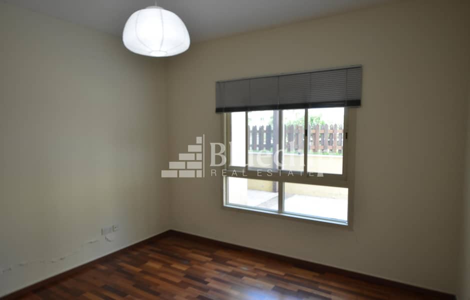 10 Exclusive 2bed+ Study With Private courtyard for
