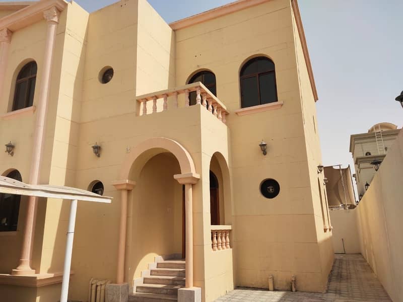 SEPARATE ENTRANCE 5 BED ROOM VILLA WITH MAJLIS