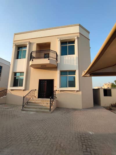 4 Bedroom Villa for Rent in Mohammed Bin Zayed City, Abu Dhabi - 4 BED ROOM WITH MAID ROOM BIG PLOT VILLA AVILABLE
