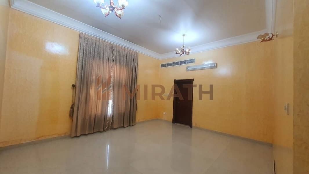 11 ROYAL STYLE 6BR VILLA WITH LARGE AREA GARDEN |SALE