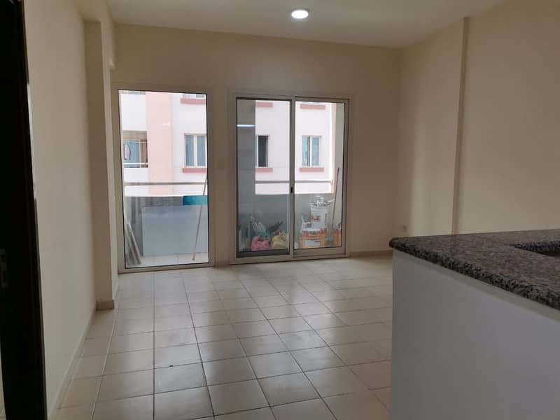 Vacant One bedroom with balcony England Cluster