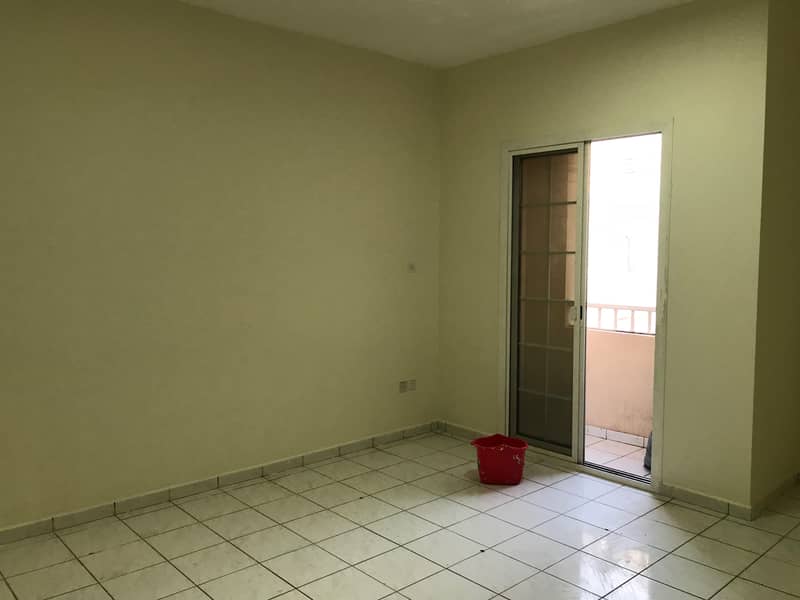 Neat and clean studio for rent in Italy cluster