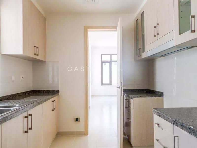 5 The Biggest Layout Townhouse + Stydy + Maid's Room in Mira Oasis  2. Type F