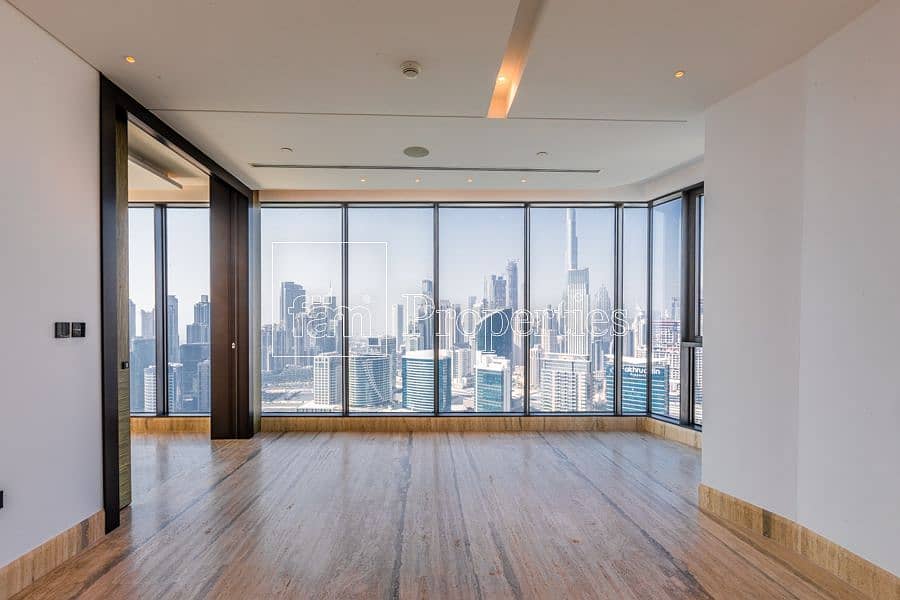 13 Ultramodern Penthouse with remarkable Views