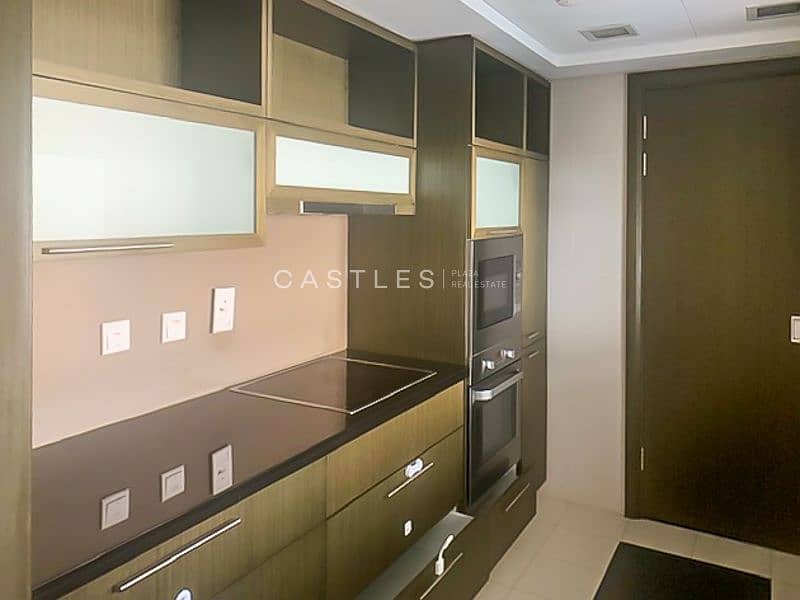Burj Khalifa- 2 bed in The Lofts West Tower