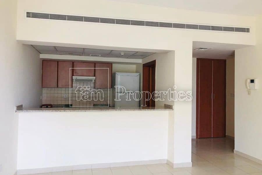 8 well Maintained | 1BR | Al Thayyal 3 | Greens