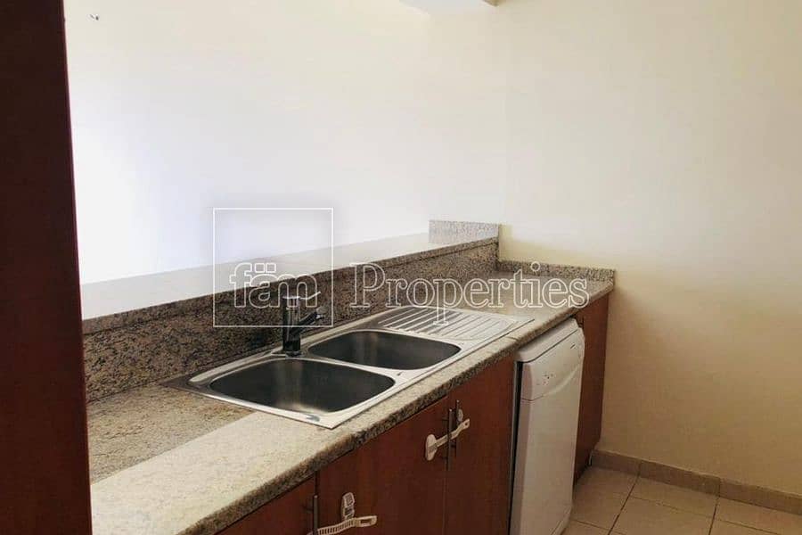 10 well Maintained | 1BR | Al Thayyal 3 | Greens