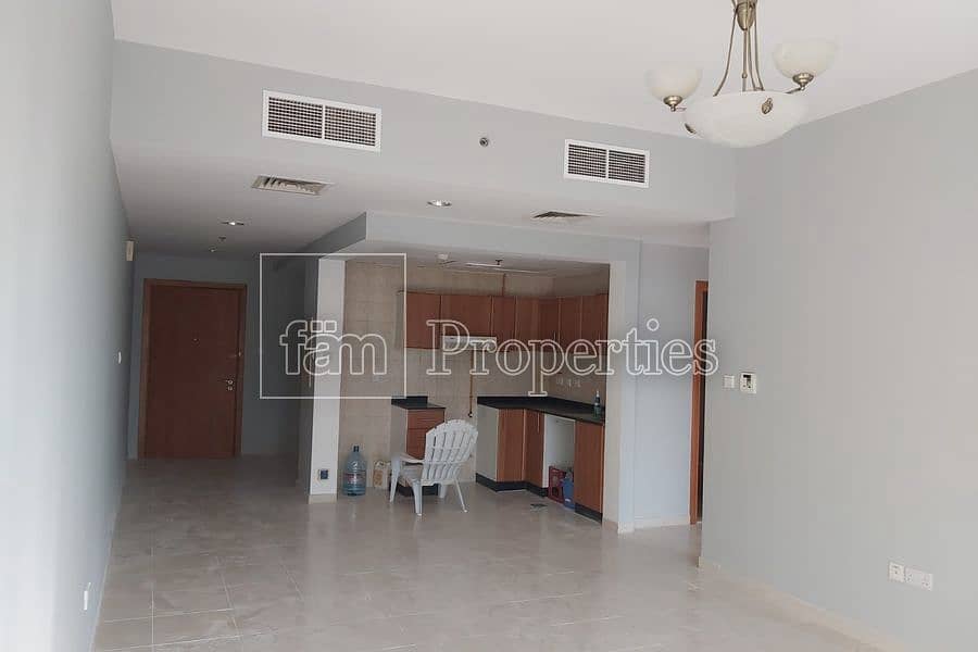 8 1BR | Parking | With Balcony | Unfurnished |