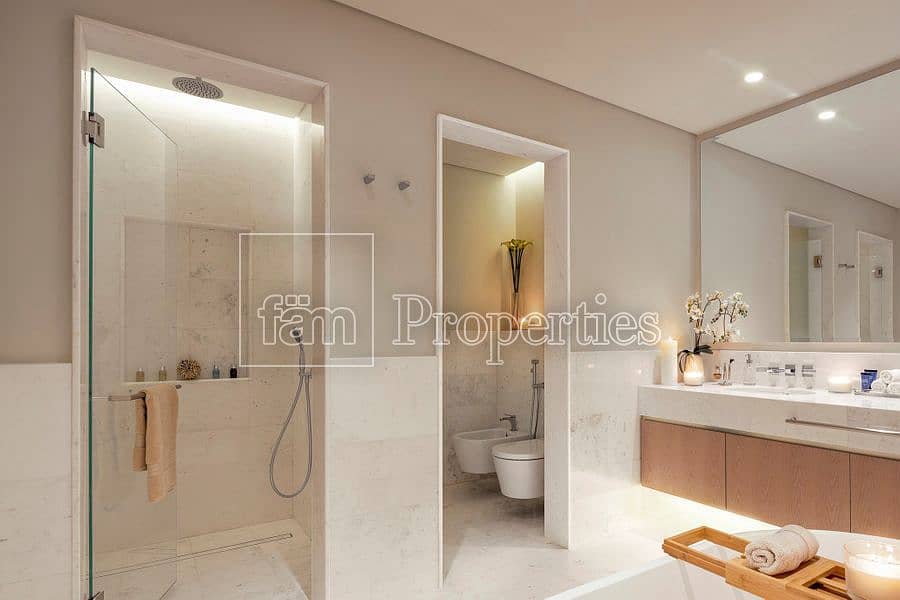 13 Grandiose Lifestyle I 2 BR Palm Tower I Invest Now