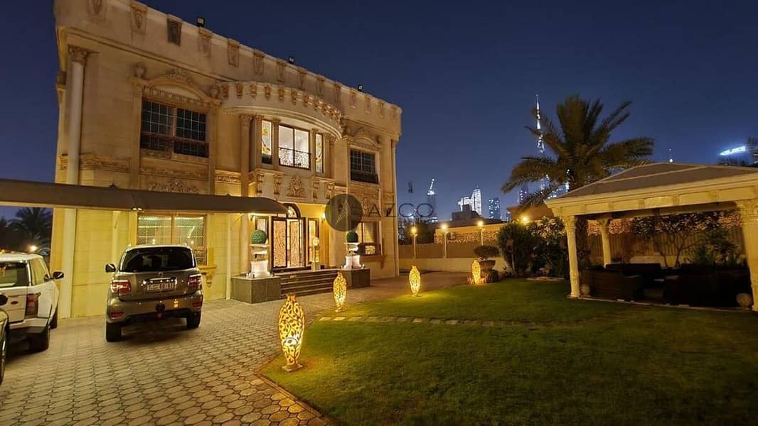 11 Luxury Living|Burj Khalifa View|Independent Villa