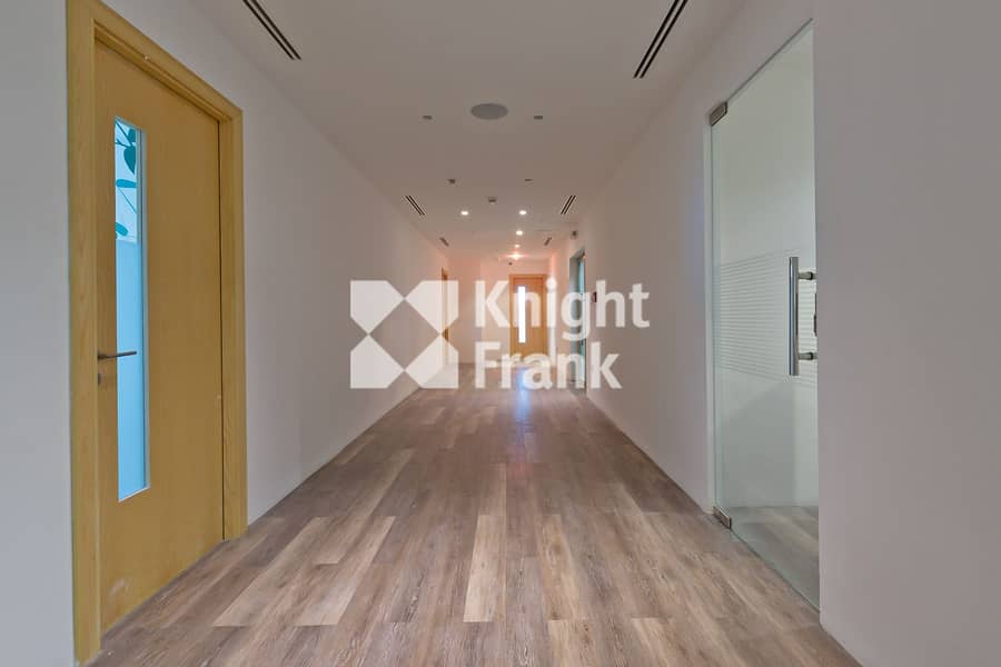 21 Full Floor | Beautiful Fit Out | Private Pantry