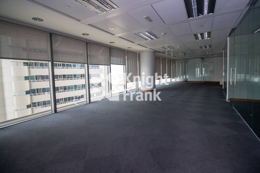 2 Premium Office Tower – Link To Metro Station