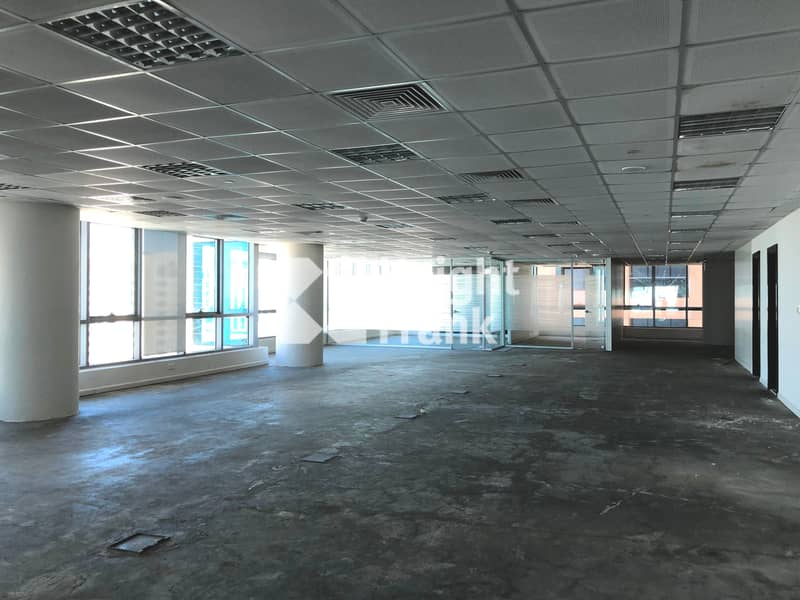 4 Fitted Office Space / Khalidiya
