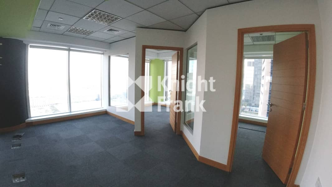5 Fully Fitted Large Commercial Office Space to Lease