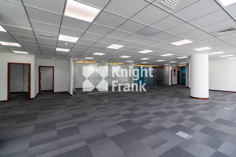 4 Multiple Options of Fully Fitted Office Spaces