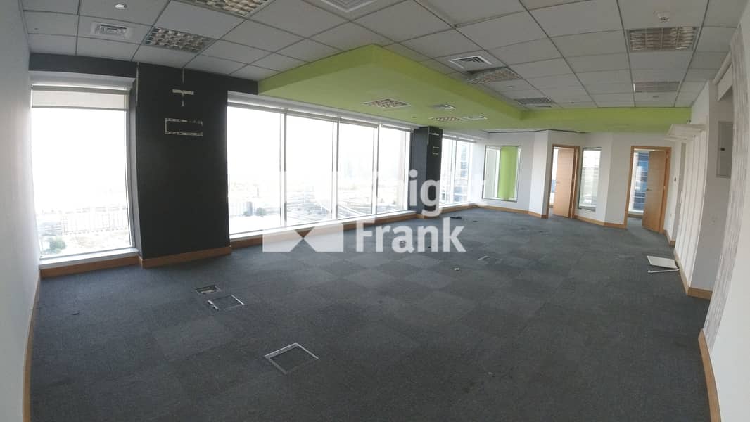 17 Fully Fitted Large Commercial Office Space to Lease