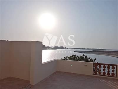 4 Bedroom Villa for Sale in Al Hamra Village, Ras Al Khaimah - Luxurious | 4 Br Seafront Villa | Upgraded