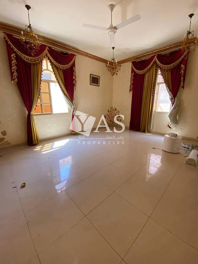 11 Huge | 7 Bedrooms Villa | Great Location