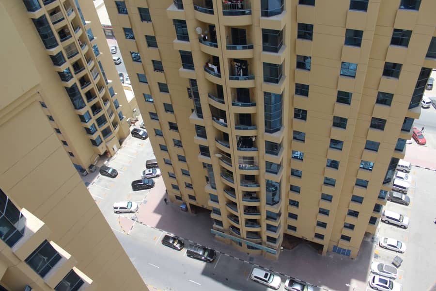 3BHK AVAILABLE FOR SALE IN AL KHOR TOWERS