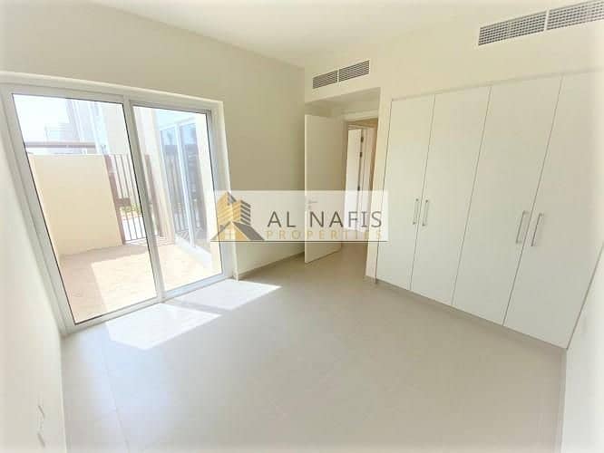 3 BED ROOM | END UNIT | NEXT TO POOL