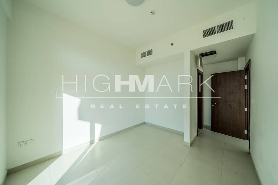 17 Huge Terrace | Brand New | Vacant & Ready