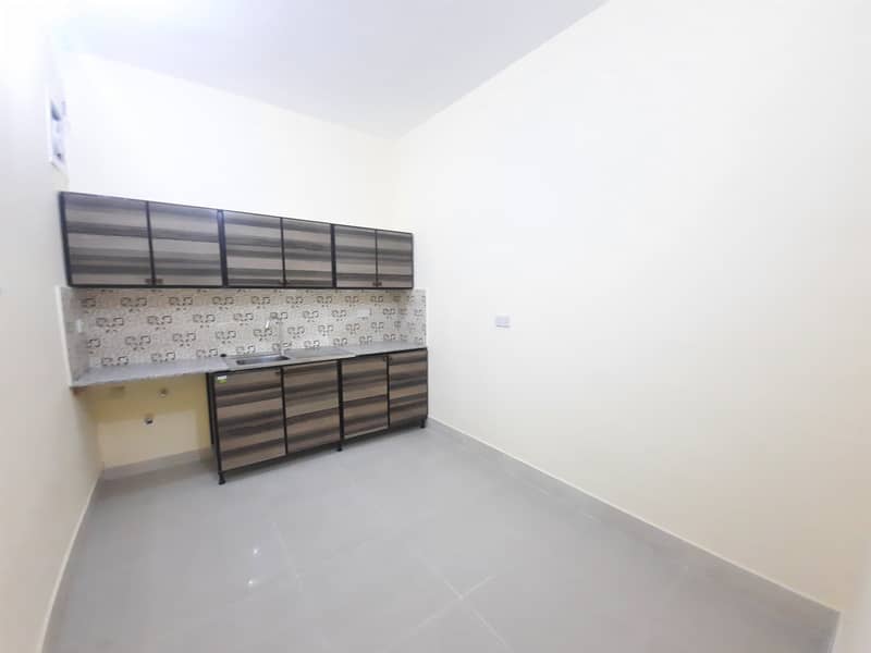 Квартира в Мадинат Аль Рияд, 2 cпальни, 38000 AED - 5468871