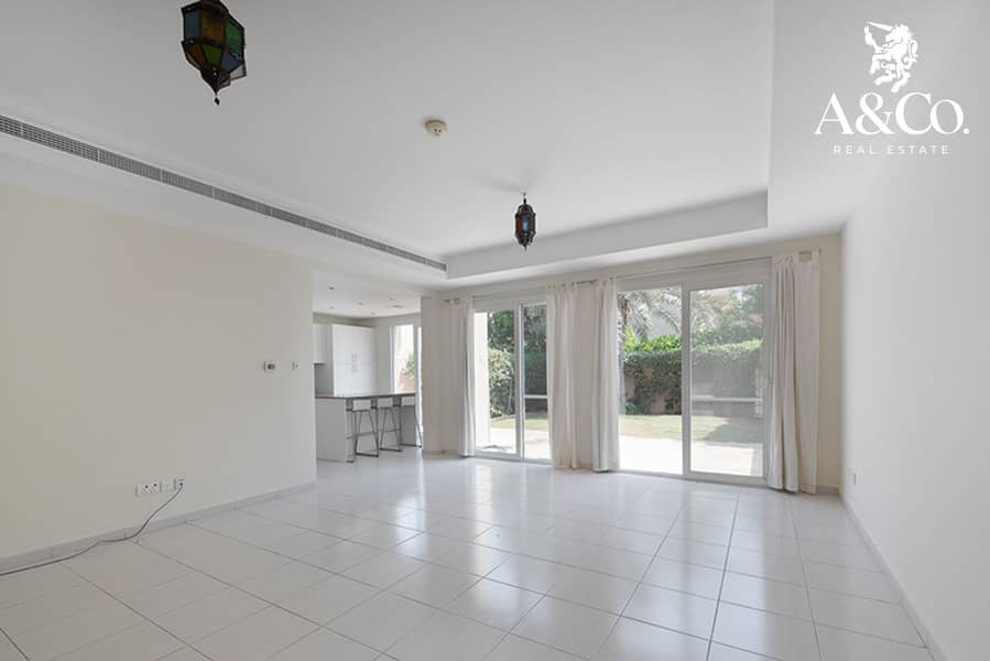 Spacious 3 Bed | Near to Park and Lake |