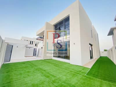 5 Bedroom Villa for Rent in Yas Island, Abu Dhabi - Single Row Largest 5 BR Premium Villa Available Now !