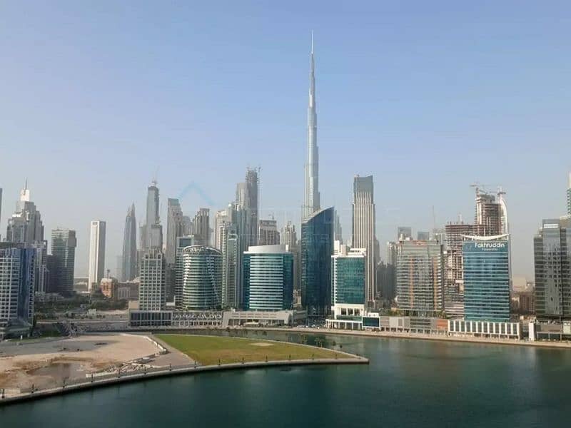 Studio with Beautiful view of Canal & Burj Khalifa