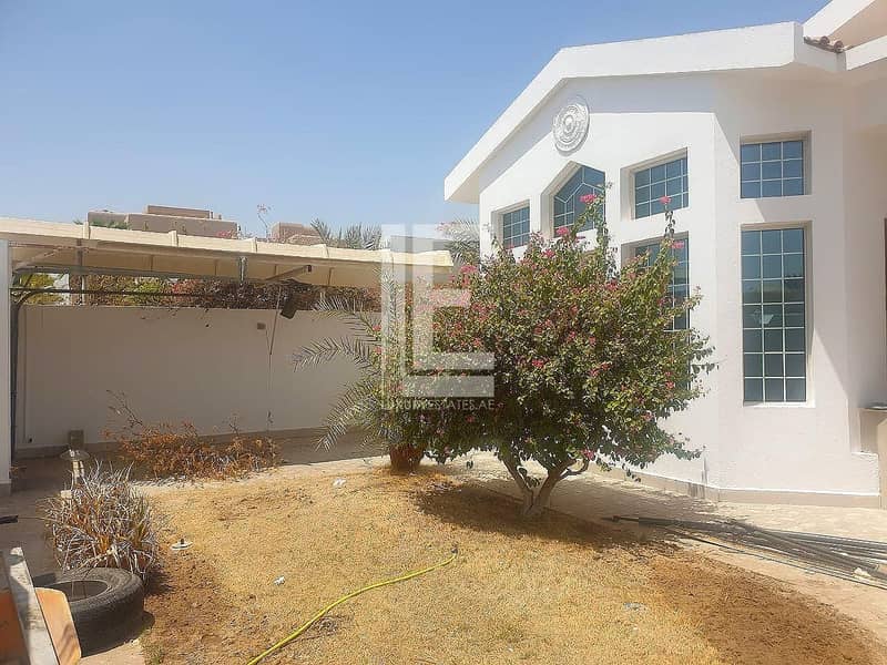 Spacious and Well-maintained 4BR Villa + Maid