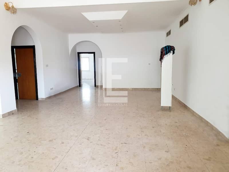 4 Spacious and Well-maintained 4BR Villa + Maid