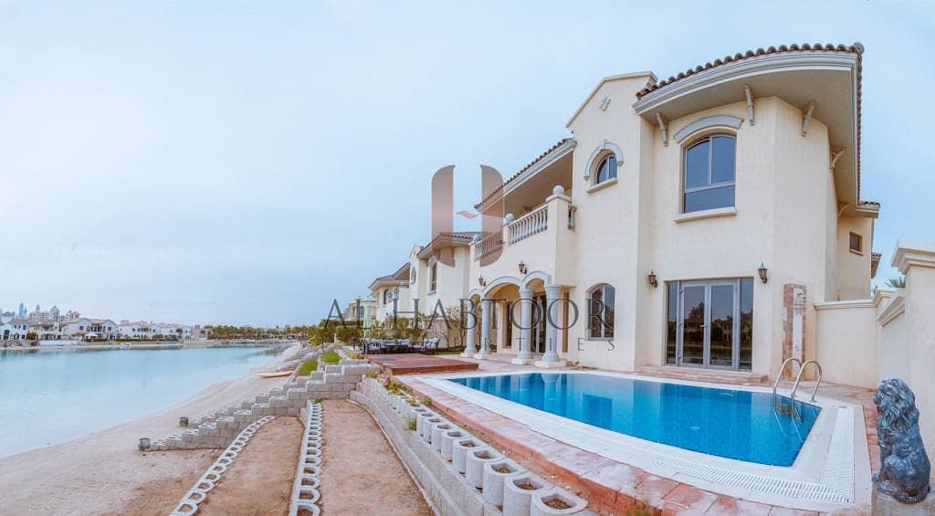 Luxury Furnished 4BR Med Grand Foyer Villa in Palm Jumeirah