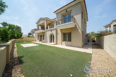 4 Bedroom Villa for Sale in Jumeirah Golf Estates, Dubai - 4 Bedrooms | Golf Course View | Vacant