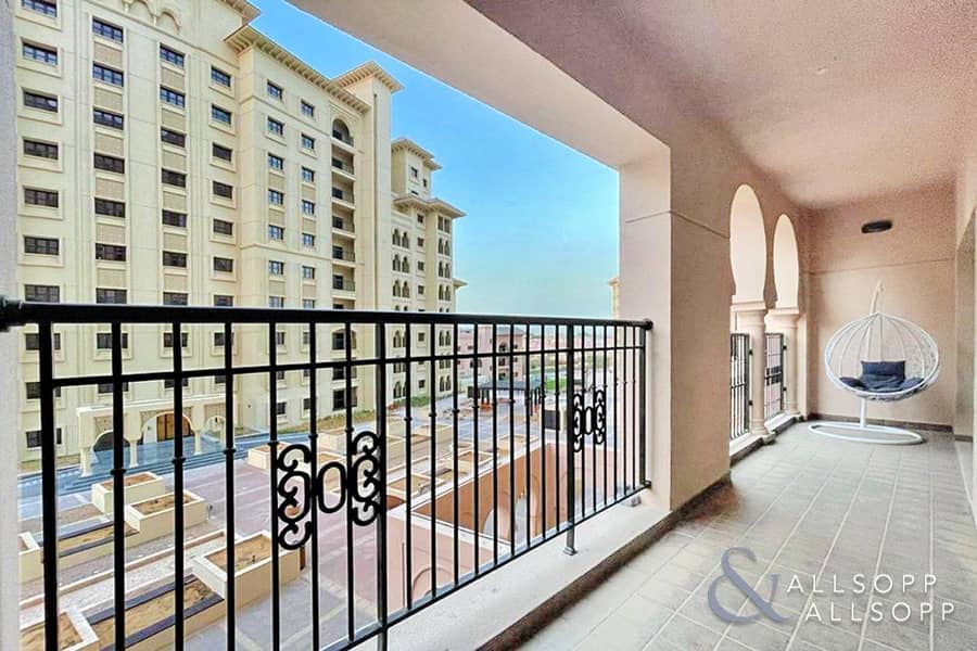 One Bed | Large Balcony | Plaza Facing