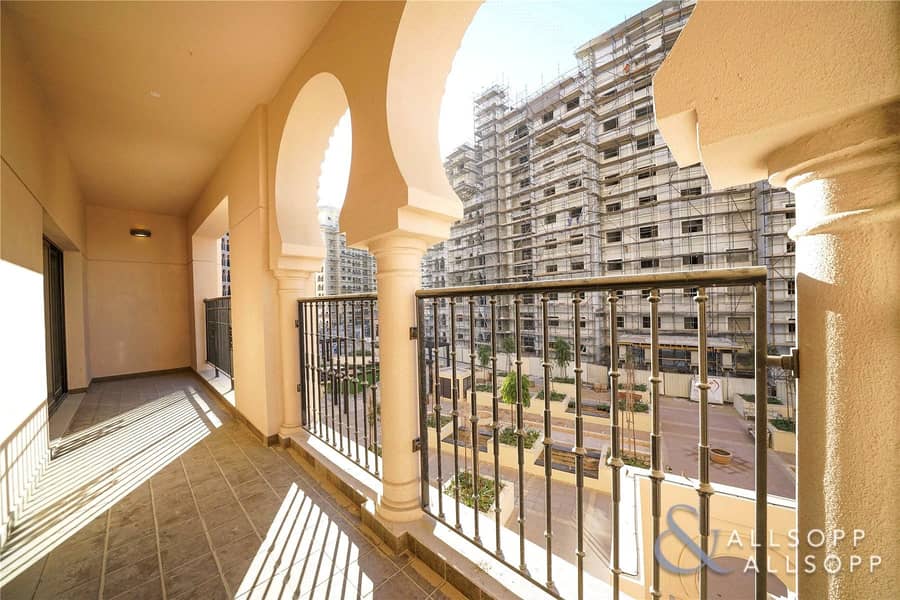 12 One Bed | Large Balcony | Plaza Facing
