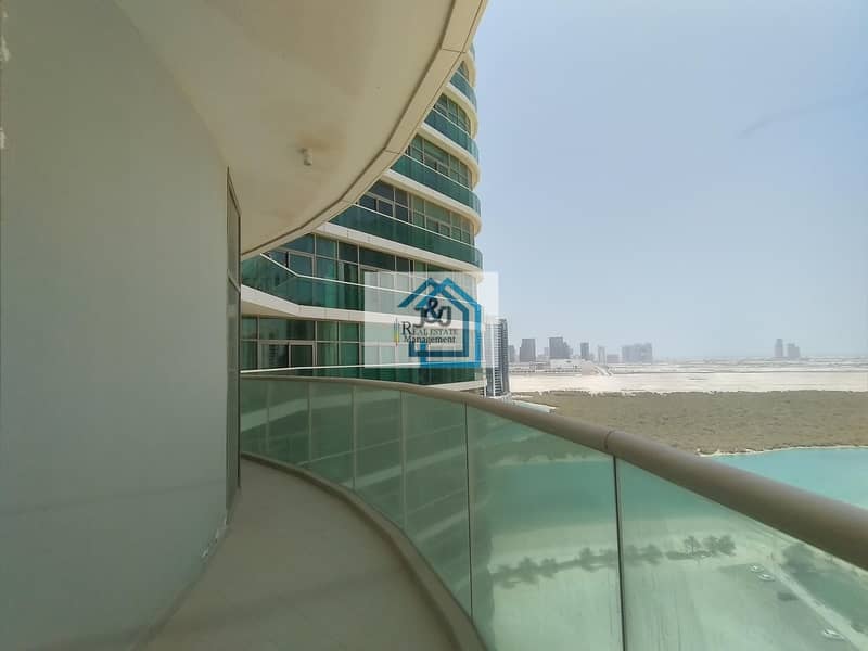 Luxurious 2 Bedroom with maid room and  Balcony sea view