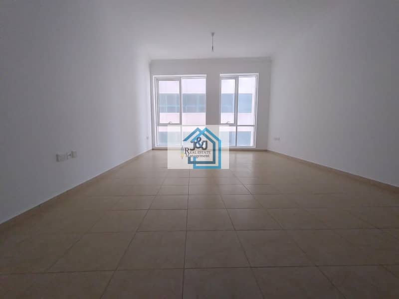 Amazing 2 bhk flat with maid room and basement parking in corniche area, ABU DHABI
