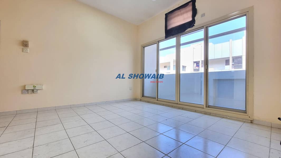 5 Spacious 1 BHK Near Fahidi Metro Al Hamriya