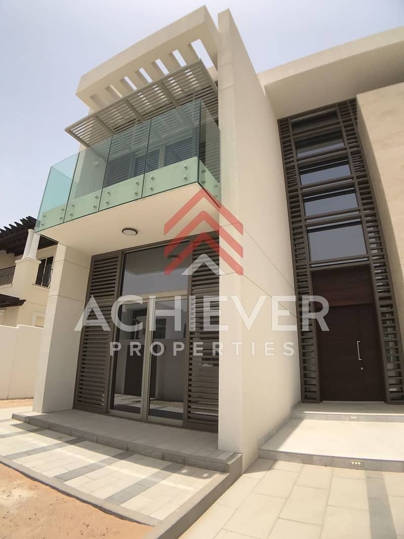 Best Deal! 4 BR Contemporary Villa Park Facing Best Deal! 4 BR Contemporary Villa Park Facing