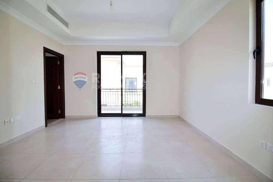 15 Vacant | Type 2 | 3 Bed + Maids room - Palma