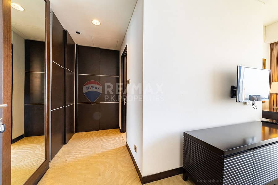 24 Fully Furnished 1 BR| Vacant| Marina View