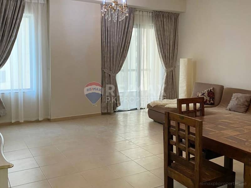 2 Spacious 1 BR | Fully Furnished | Large layout