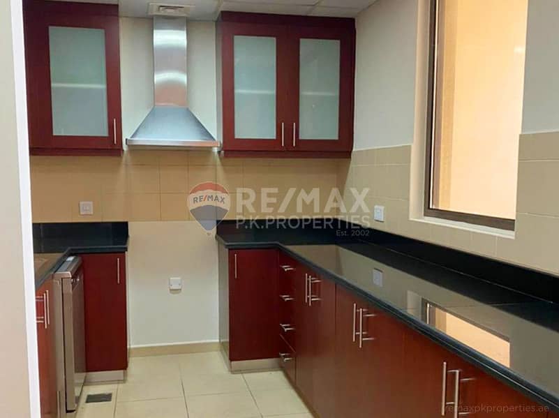 7 Spacious 1 BR | Fully Furnished | Large layout