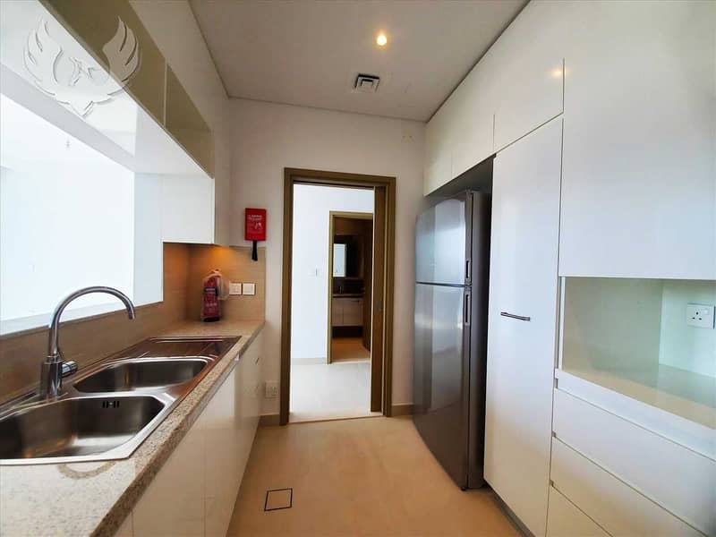 19 Ready to Move in Fully Burj View Maid Room