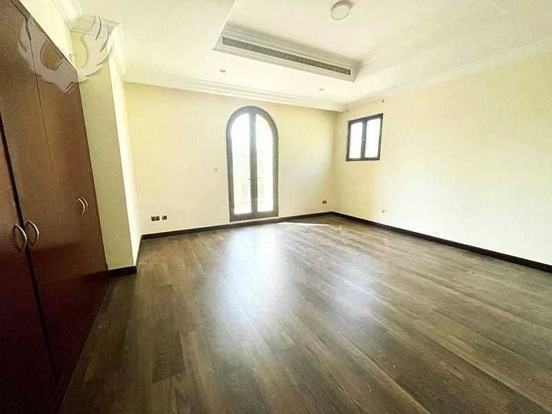 11 Atirum Entry  Vacant Now  4 Bed