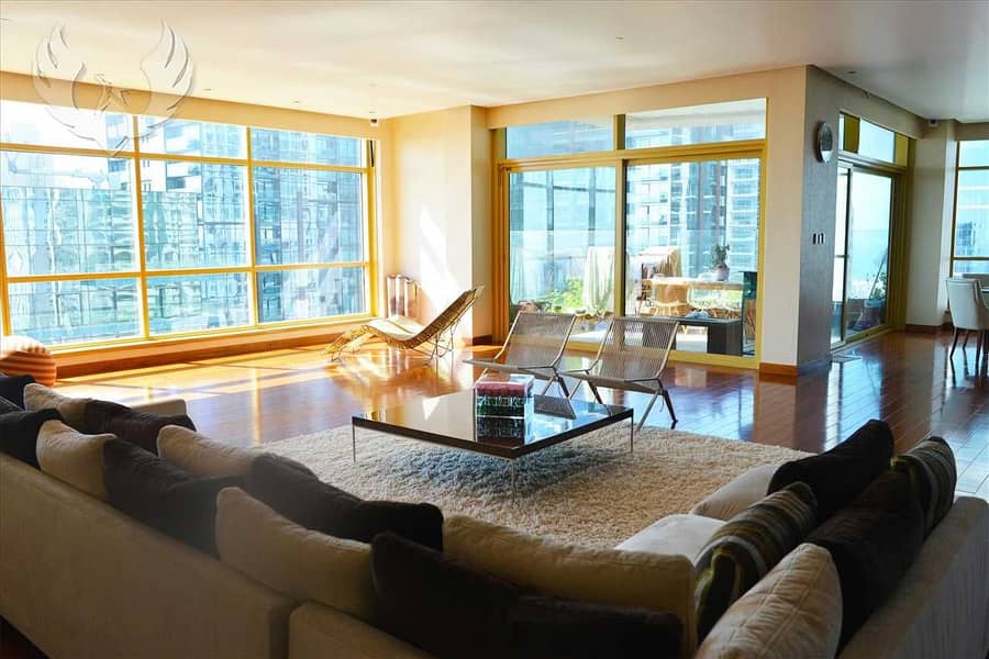 6 High Quality Upgrades/Luxury Modern Penthouse