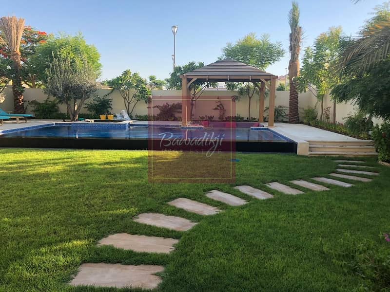 upgraded 3BR with Pool  / 10,000 SQFT plot size