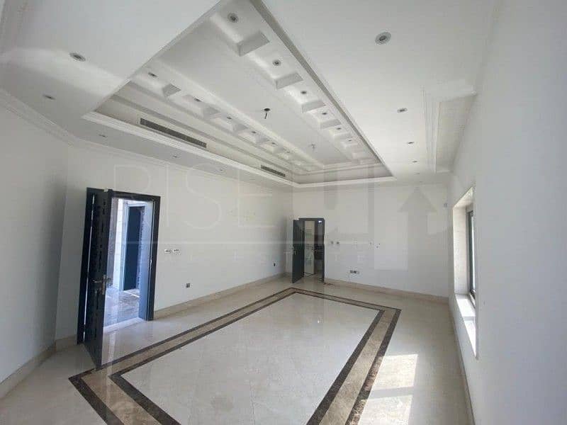 2 Elegant I Private Pool & Garden I Spacious