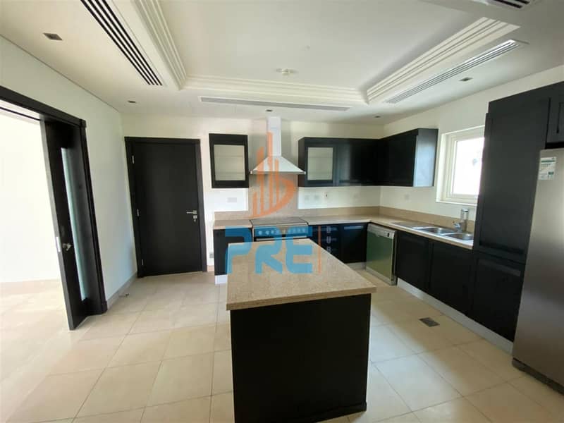 Вилла в Аль Фурджан，Куортадж，Фаза 1, 3 cпальни, 3500000 AED - 5356722