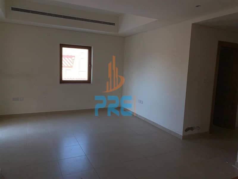 Вилла в Аль Фурджан，Куортадж，Фаза 1, 3 cпальни, 2700000 AED - 5356725